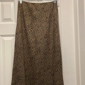 Leopard midi skirt